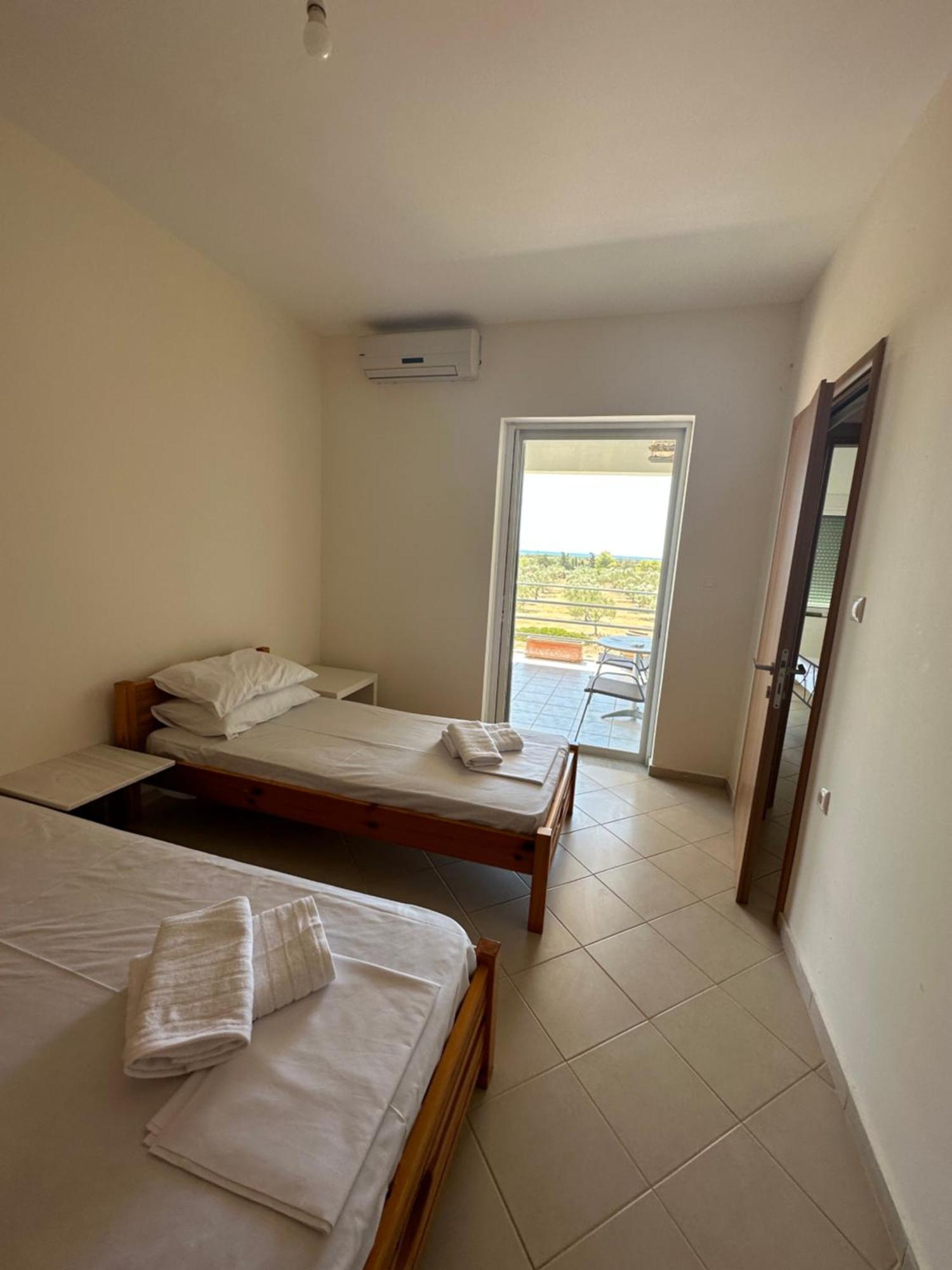Deer Bay Vila Apartment Vingláfia Екстериор снимка